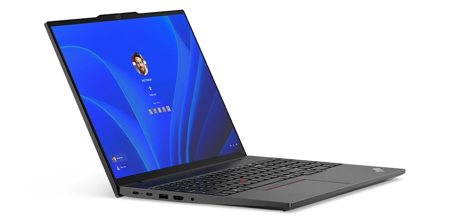 ThinkPad E16 Gen 2(16型 AMD)の薄さがわかる側面