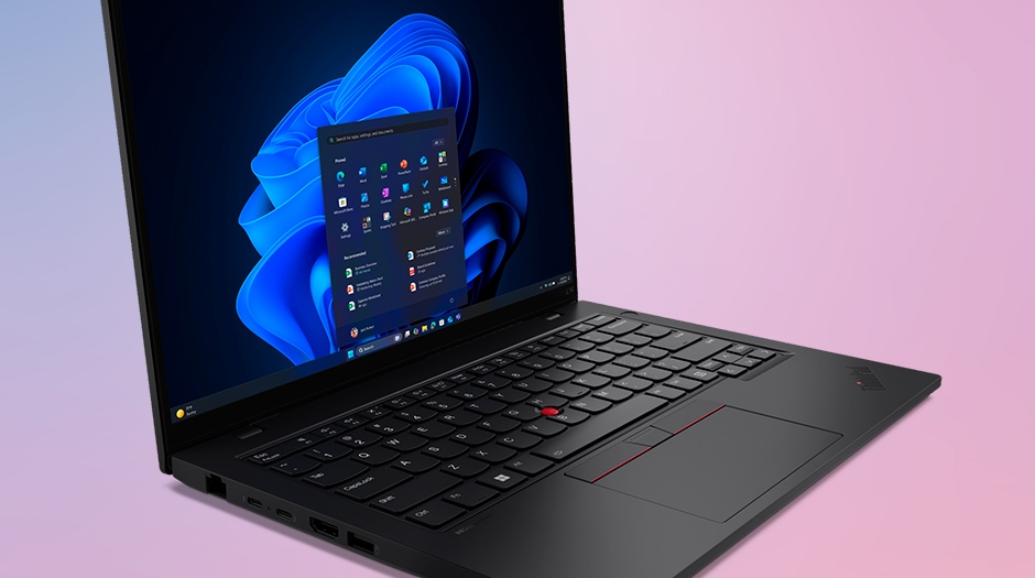 ThinkPad L14 Gen 7(14型 Intel)を持ち歩いて使っている様子