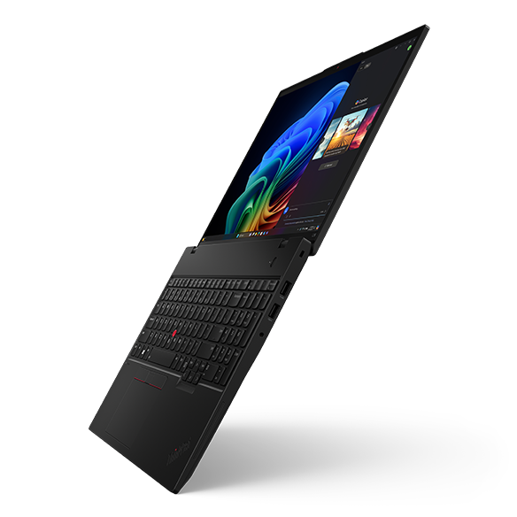 ThinkPad L16 Gen 2 AKPを開いた状態