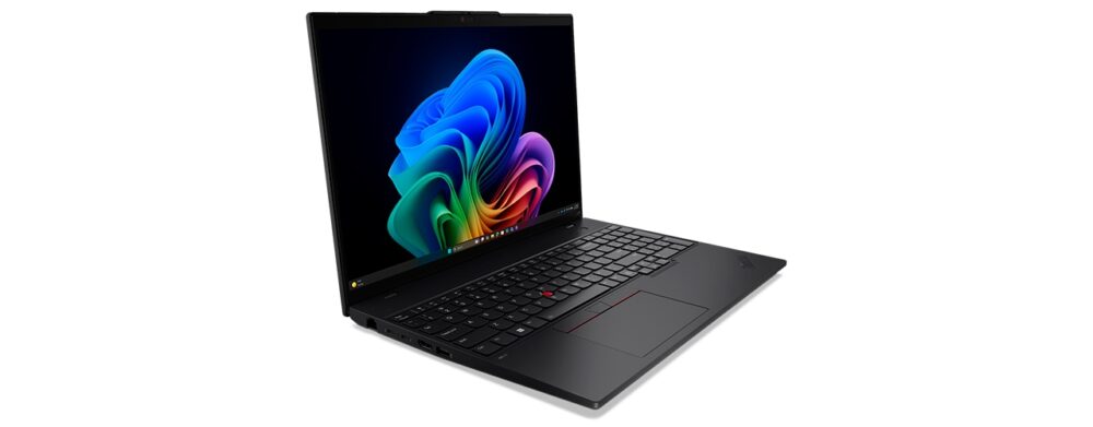 ThinkPad L16 Gen 3（16型 Intel）を仕事で使っている様子