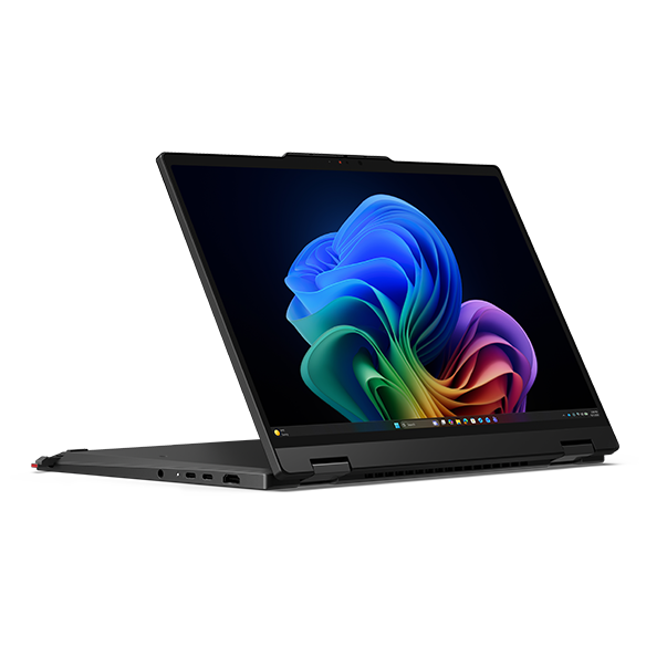 ThinkPad T14s 2-in-1 Gen 2をスタンドの形にした状態